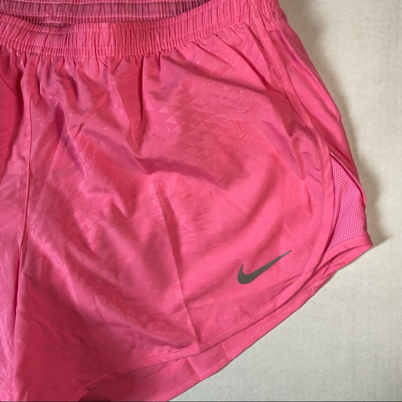 New Nike Women Dri-fit Shorts Size L - Picture 4 of 6